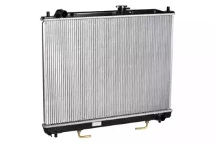 LRc 11151 LUZAR Радиатор, охлаждение двигателя